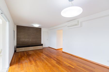 Sala de apartamento à venda com 3 quartos, 130m² em Santo Amaro, São Paulo