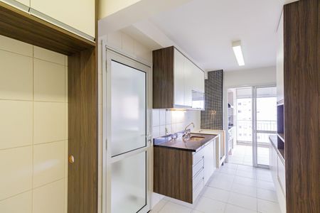 Apartamento à venda com 130m², 3 quartos e 2 vagasCozinha