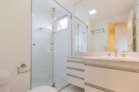 Apartamento à venda com 130m², 3 quartos e 2 vagasBanheiro da Suíte