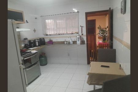 Casa à venda com 2 quartos, 125m² em Cidade Dutra, São Paulo