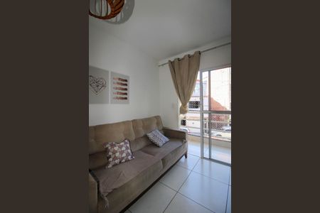 Sala de casa para alugar com 2 quartos, 80m² em Jardim Mitsutani, São Paulo