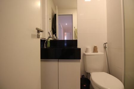 Apartamento à venda com 80m², 3 quartos e 1 vagaBanheiro Social