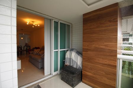 Apartamento à venda com 80m², 3 quartos e 1 vagaVaranda