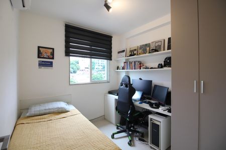 Apartamento à venda com 80m², 3 quartos e 1 vagaQuarto 2