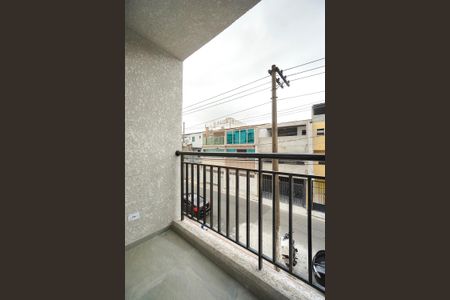 Varanda de kitnet/studio à venda com 1 quarto, 27m² em Vila Carrão, São Paulo