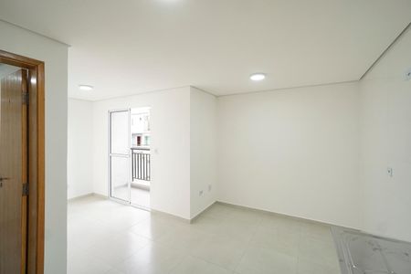 Sala e cozinha de kitnet/studio à venda com 1 quarto, 27m² em Vila Carrão, São Paulo