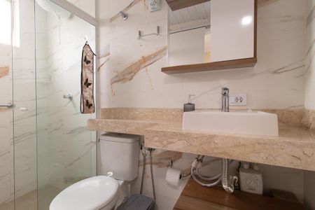 Apartamento para alugar com 59m², 3 quartos e 1 vaga Apartamento para alugar com 59m², 3 quartos e 1 vagaBanheiro da Suíte