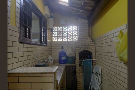 Casa à venda com 2 quartos, 110m² em Vila Valqueire, Rio de Janeiro