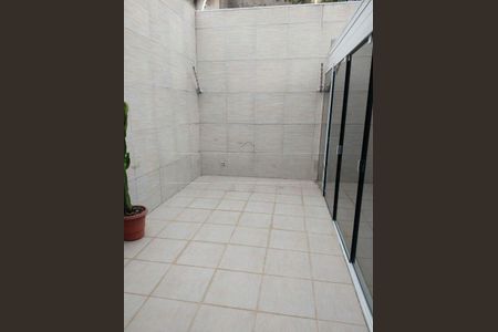 Casa à venda com 85m², 3 quartos e 2 vagas