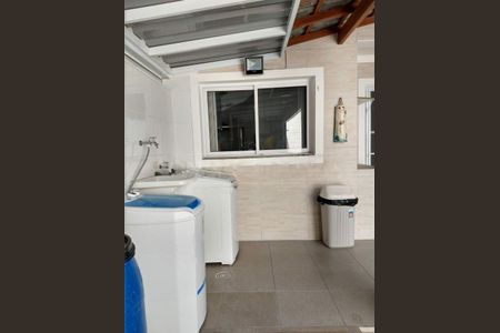 Casa à venda com 85m², 3 quartos e 2 vagas