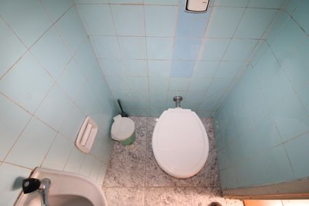 Casa à venda com 142m², 3 quartos e 2 vagasBanheiro 3