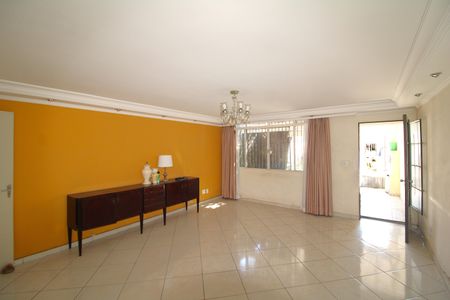 Sala de casa à venda com 3 quartos, 142m² em Sítio do Morro, São Paulo