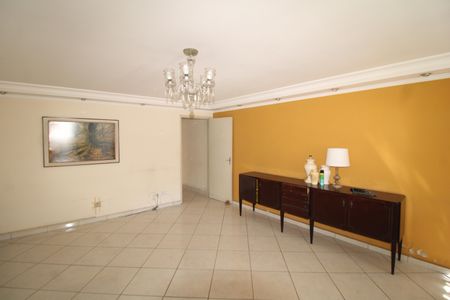 Sala de casa à venda com 3 quartos, 142m² em Sítio do Morro, São Paulo