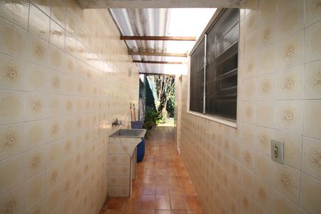 Casa à venda com 142m², 3 quartos e 2 vagasÁrea de Serviço