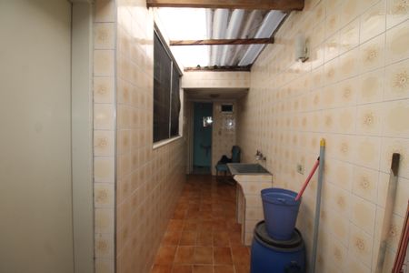Casa à venda com 142m², 3 quartos e 2 vagasÁrea de Serviço