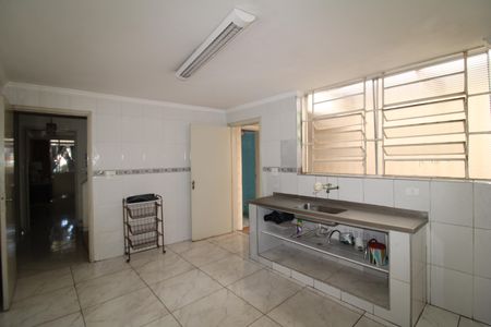 Casa à venda com 142m², 3 quartos e 2 vagasCozinha