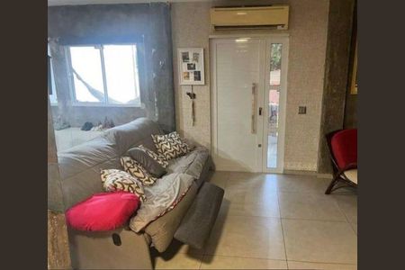 Casa à venda com 5 quartos, 331m² em Vila Valqueire, Rio de Janeiro