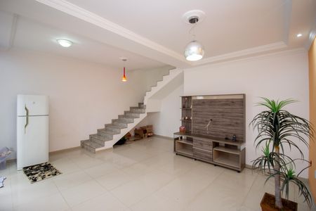 Casa para alugar com 265m², 2 quartos e 2 vagasSala