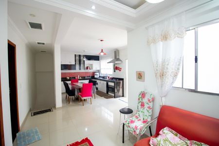 Casa para alugar com 265m², 2 quartos e 2 vagasCozinha e Área de Serviço