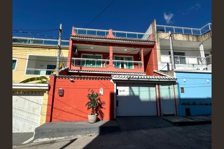 Casa de condomínio para alugar com 128m², 3 quartos e 1 vagaFachada