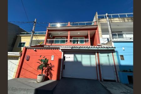 Casa de condomínio para alugar com 128m², 3 quartos e 1 vagaFachada