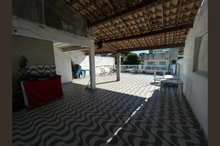 Casa de condomínio à venda com 128m², 3 quartos e 1 vagaTerraço