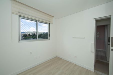 Apartamento à venda com 240m², 4 quartos e 3 vagasQUARTO1