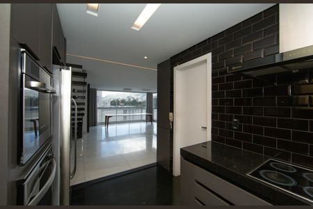 Apartamento à venda com 240m², 4 quartos e 3 vagasCOZINHA