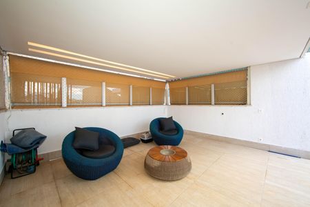 Apartamento à venda com 240m², 4 quartos e 3 vagasCOBERTURA