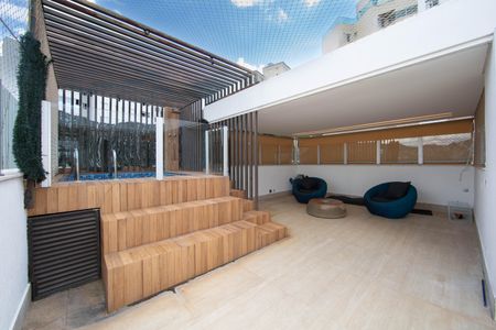 Apartamento à venda com 240m², 4 quartos e 3 vagasCOBERTURA