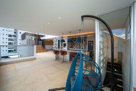 Apartamento à venda com 240m², 4 quartos e 3 vagasCOBERTURA