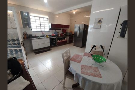 Casa à venda com 3 quartos, 173m² em Jardim Sulacap, Rio de Janeiro