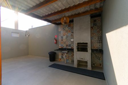 Apartamento para alugar com 39m², 2 quartos e 1 vagaÁrea comum
