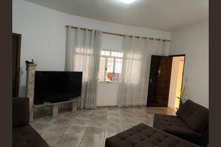 Casa à venda com 3 quartos, 184m² em Cidade Dutra, São Paulo