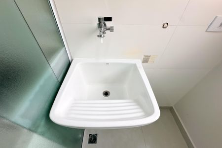 Apartamento à venda com 78m², 3 quartos e 1 vagaÁrea de Serviço