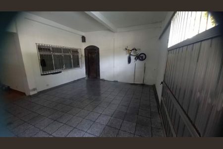 Casa à venda com 3 quartos, 140m² em Cidade Dutra, São Paulo