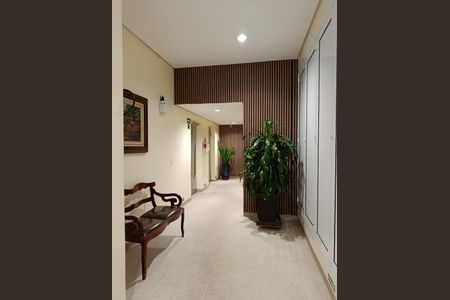 Apartamento à venda com 80m², 2 quartos e 1 vagaHall social