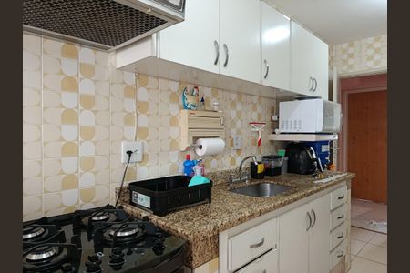 Apartamento à venda com 80m², 2 quartos e 1 vagaCozinha