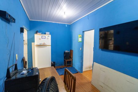 Casa à venda com 200m², 2 quartos e 6 vagasSala