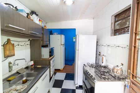 Cozinha de casa à venda com 2 quartos, 200m² em Restinga, Porto Alegre