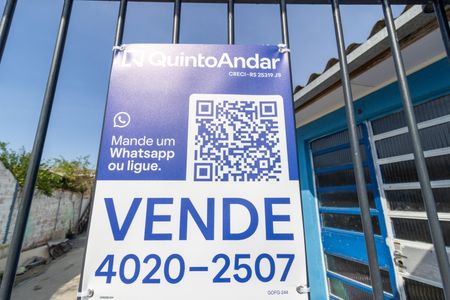 Casa à venda com 200m², 2 quartos e 6 vagasPlaquinha