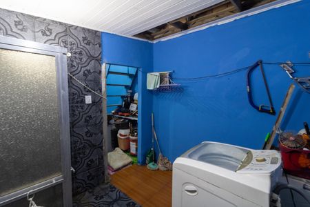 Casa à venda com 200m², 2 quartos e 6 vagasBanheiro