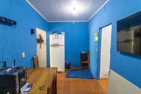 Sala de casa à venda com 2 quartos, 200m² em Restinga, Porto Alegre