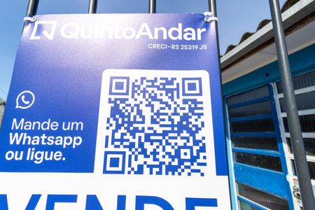 Casa à venda com 200m², 2 quartos e 6 vagasPlaquinha