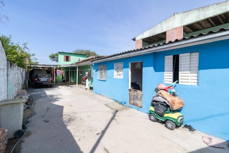 Casa à venda com 200m², 2 quartos e 6 vagasQuintal