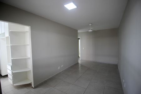 Casa de Condomínio para alugar com 3 quartos, 70m² em Vila Pedroso, Votorantim