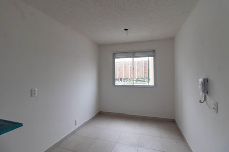 Sala de apartamento para alugar com 1 quarto, 25m² em Parque Industrial Tomas Edson, São Paulo
