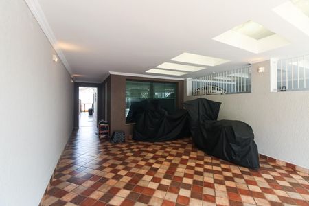 Casa à venda com 170m², 3 quartos e 2 vagas Casa à venda com 170m², 3 quartos e 2 vagasGaragem