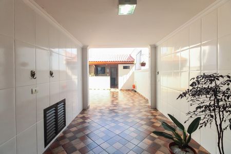 Casa à venda com 170m², 3 quartos e 2 vagas Casa à venda com 170m², 3 quartos e 2 vagasQuintal