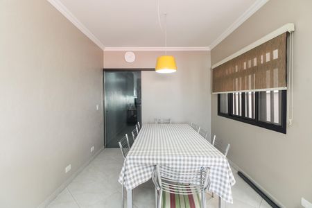 Casa à venda com 170m², 3 quartos e 2 vagas Casa à venda com 170m², 3 quartos e 2 vagasCozinha